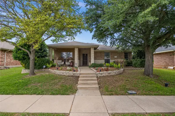 1707 W Venus Drive, Lancaster, TX 75134