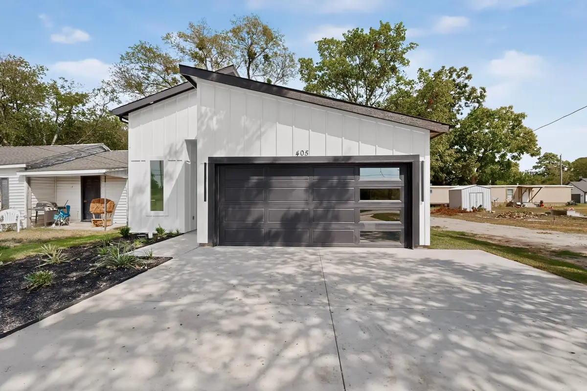 405 NE Front Street, Edgewood, TX 75117 - #1