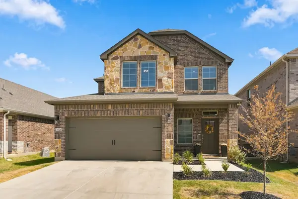 3520 Ample Vista Road, Aubrey, TX 76227