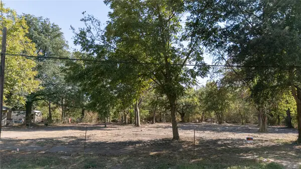 310 A E Main Street, Ladonia, TX 75449