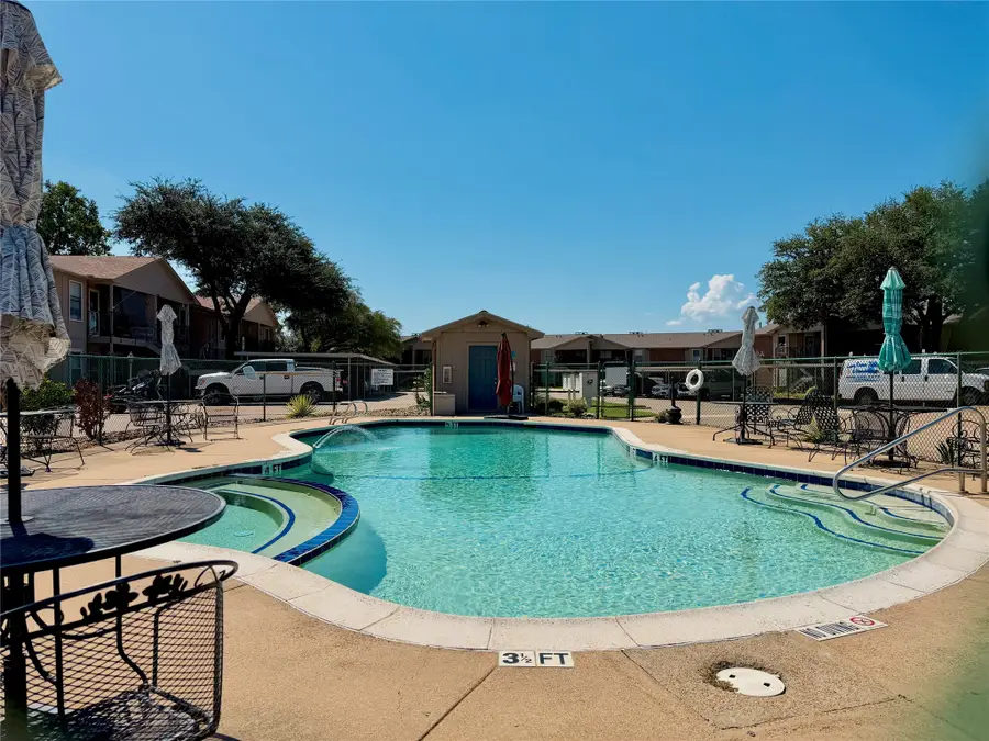 849 S Gun Barrel Lane #E4, Gun Barrel City, TX 75156 - #2