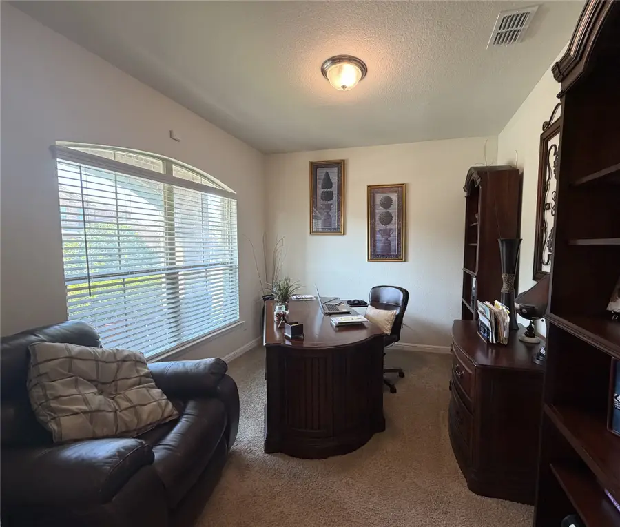 925 Meadow Scape Drive, Fort Worth, TX 76028 - #2