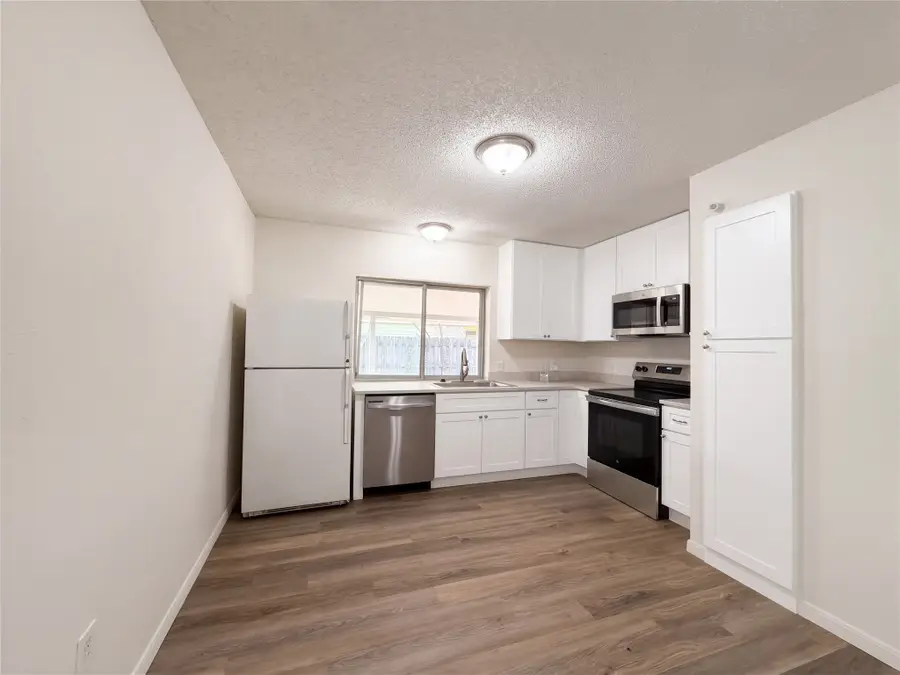 2610 Fallcreek Street, Arlington, TX 76014 - #2