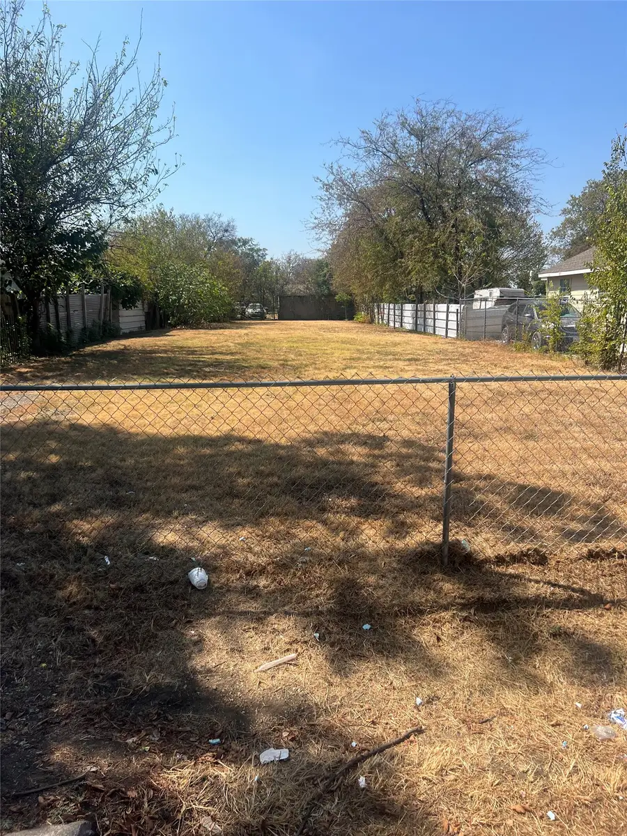 715 N Tillery Avenue, Dallas, TX 75211 - #2