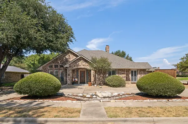 2501 Radcliffe Drive, Rowlett, TX 75088