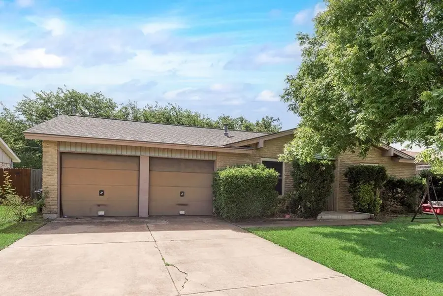 6536 Wakefield Road, North Richland Hills, TX 76182 - #2