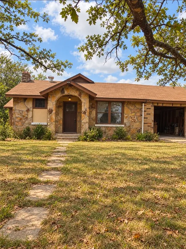 1000 County Road 476, De Leon, TX 76444