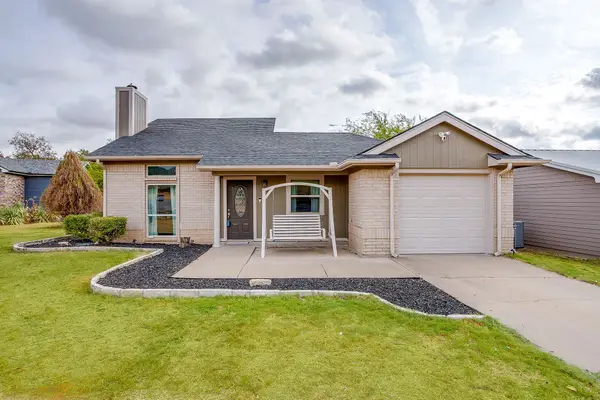 507 Heather Drive, Granbury, TX 76048