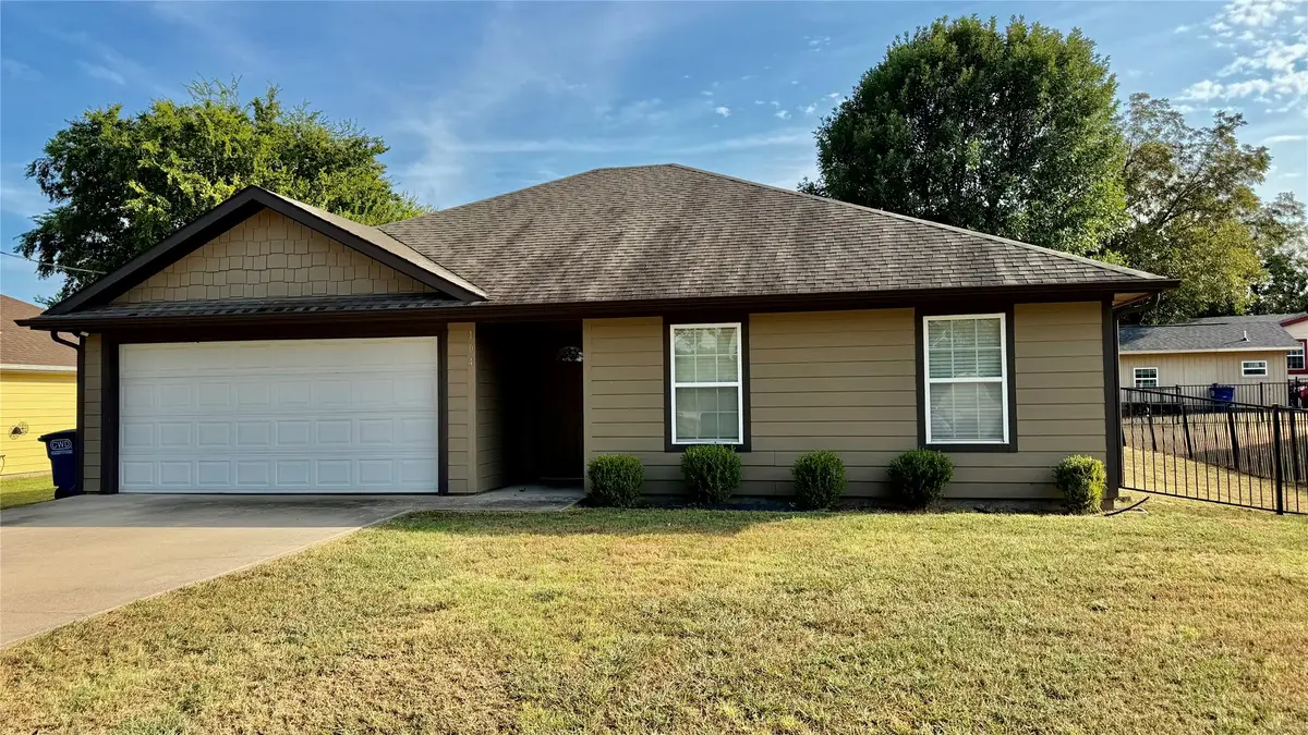 104 Herron Street, Farmersville, TX 75442 - #1