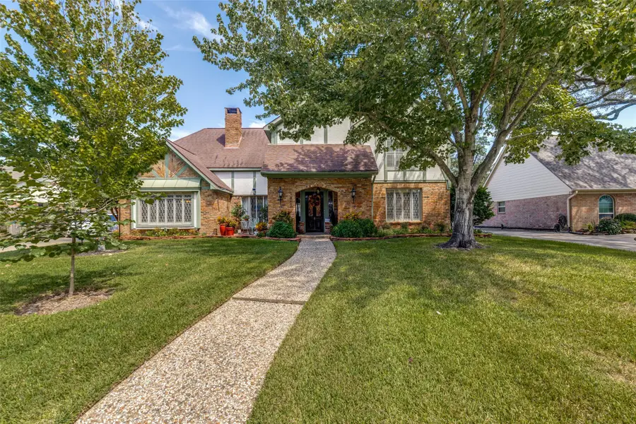 807 Longview Drive, Sugar Land, TX 77478 - #2