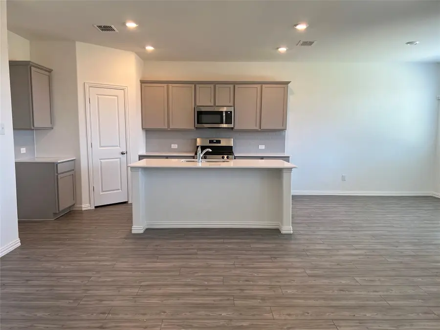 7213 Crepe Myrtle Avenue, McKinney, TX 75071 - #2