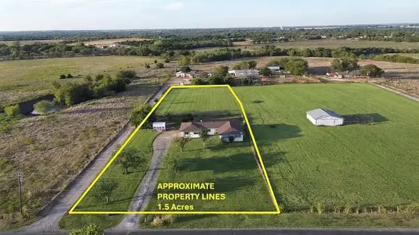 203 Farrar Road, Waxahachie, TX 75165