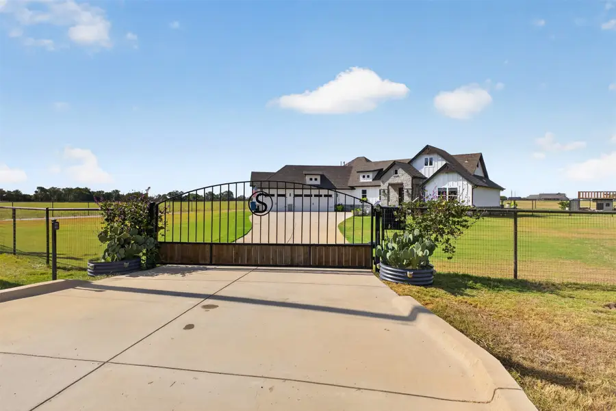 228 Chambers Creek Trail, Alvarado, TX 76009 - #3