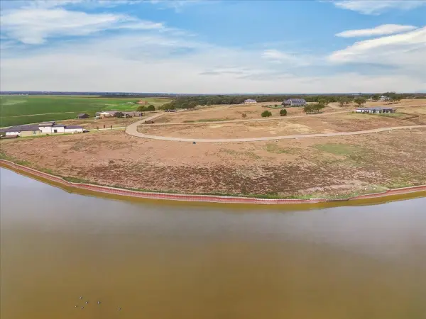 1219 Beacon Shore, Kemp, TX 75143