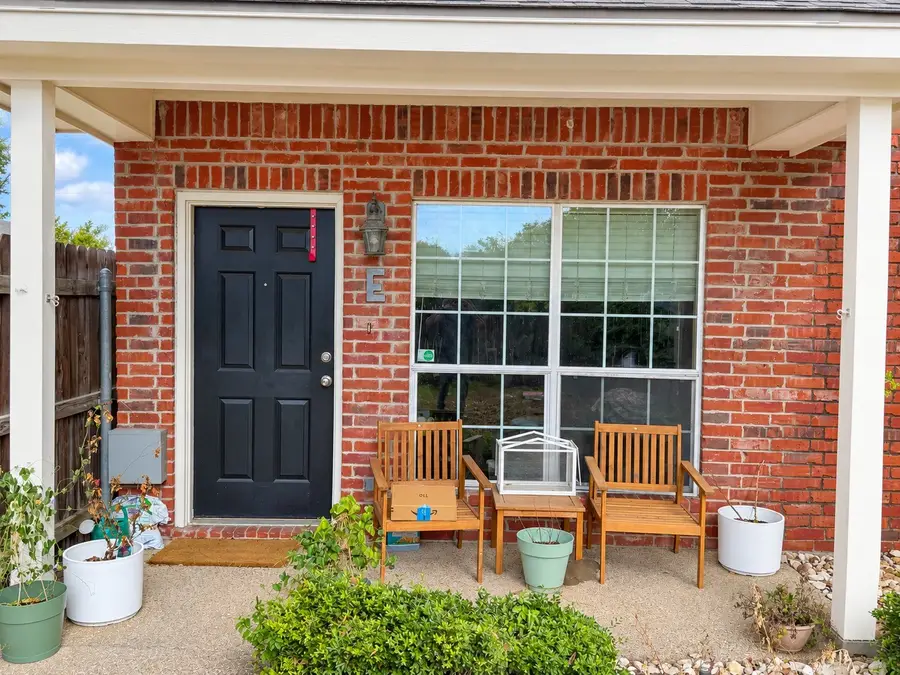 1809 S 11th Street #E, Waco, TX 76706 - #2