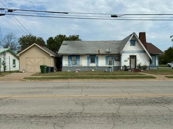 315 Martin Luther King Jr Street, Mineral Wells, TX 76067