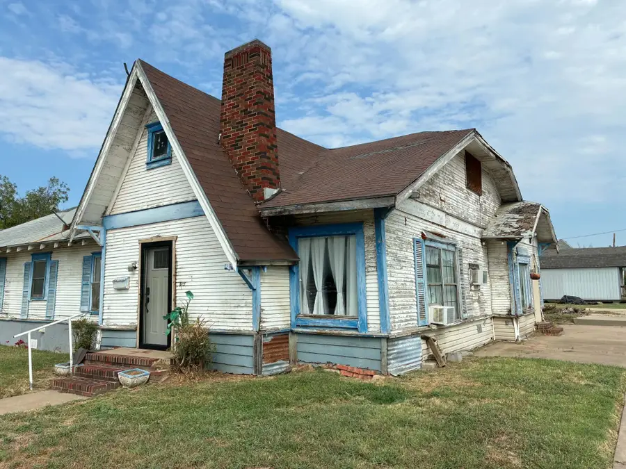 315 Martin Luther King Jr Street, Mineral Wells, TX 76067 - #3