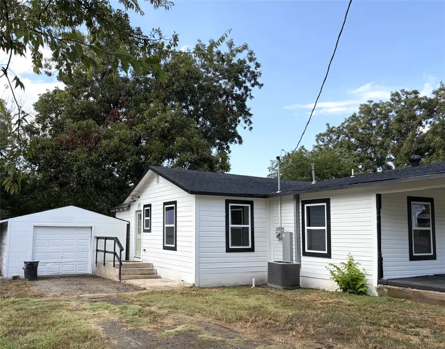 600 Scurlock Street, Grandview, TX 76050 - #3