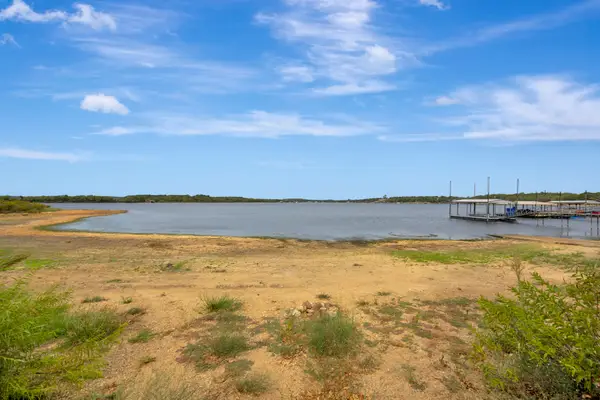 445 Lakeside Drive, Bowie, TX 76230