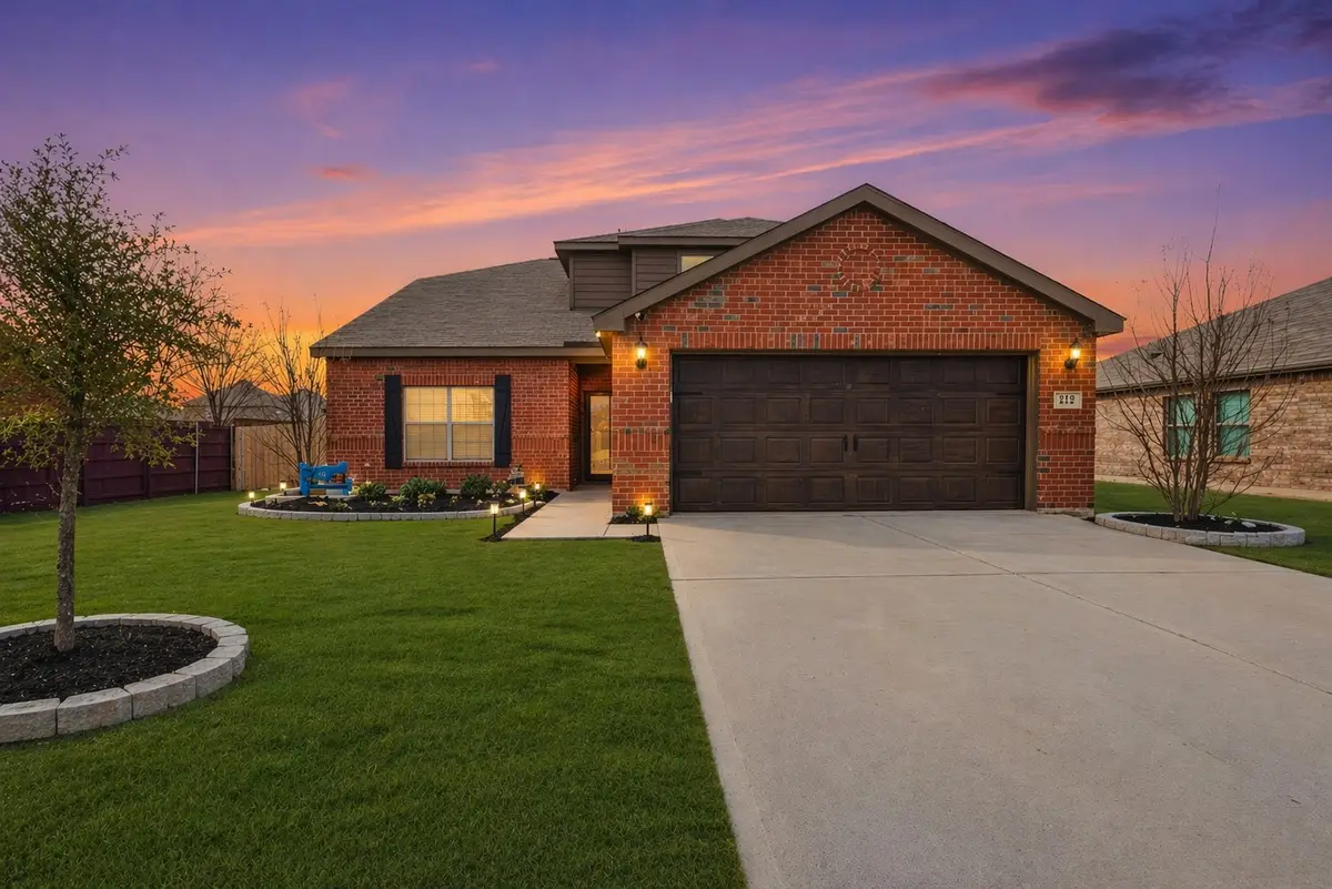 112 Saloon Cove E, Newark, TX 76071 - #1