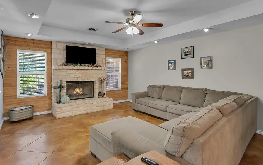 3287 Rosenthal Parkway, Lorena, TX 76655 - #3
