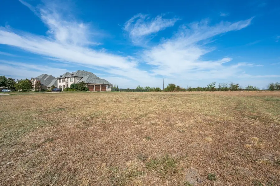 1104 Estate Drive, Ennis, TX 75119 - #2