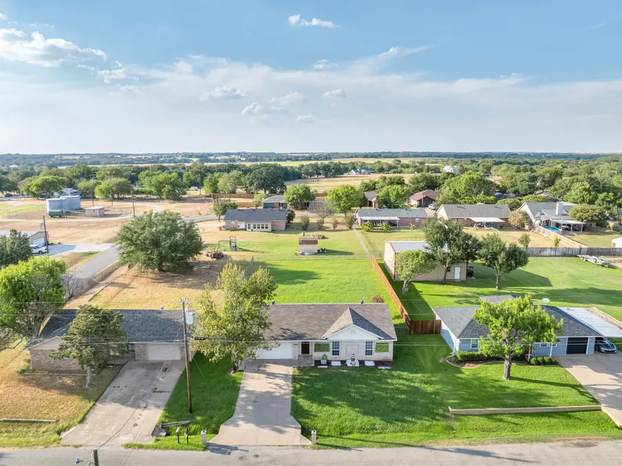 3904 Country Meadows Road, Granbury, TX 76049 - #2