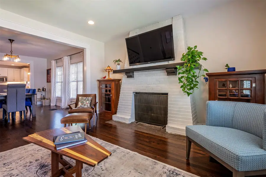 1604 S Adams Street, Fort Worth, TX 76104 - #2