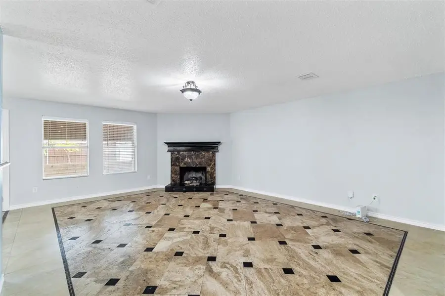 611 Pondview Drive, Cedar Hill, TX 75104 - #2
