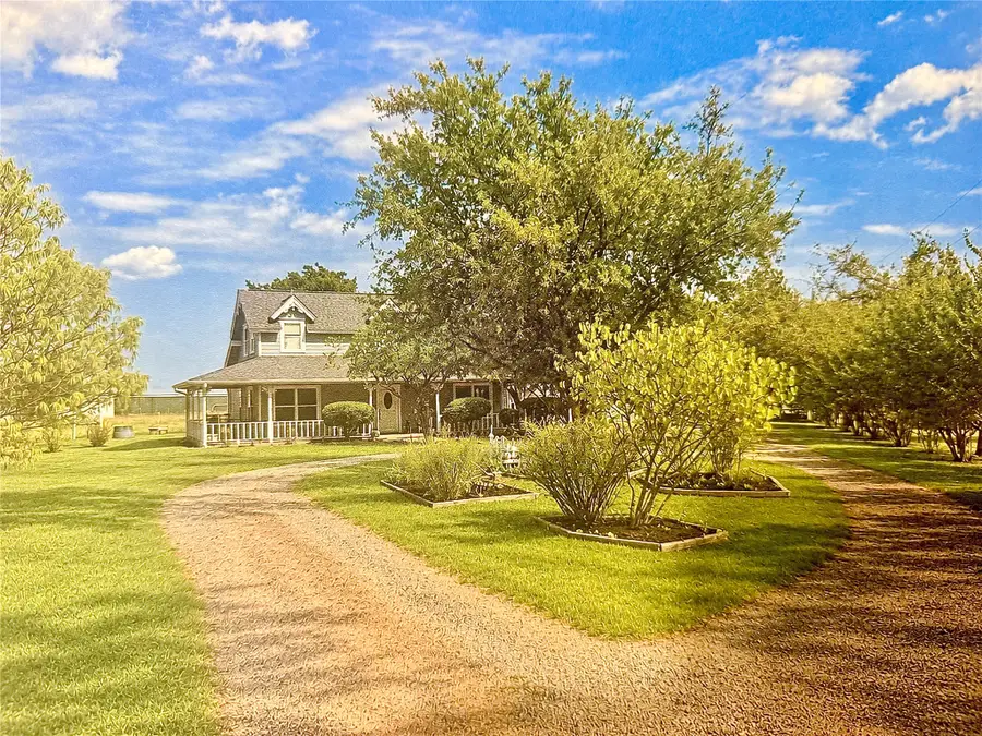2284 Mitchell Road, Krum, TX 76249 - #2