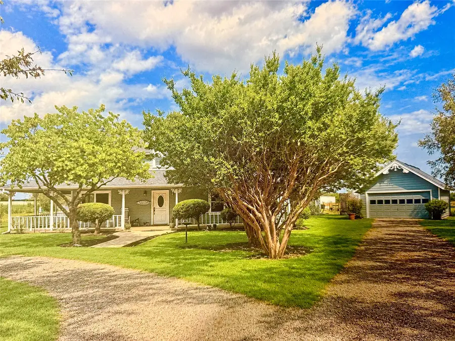 2284 Mitchell Road, Krum, TX 76249 - #3