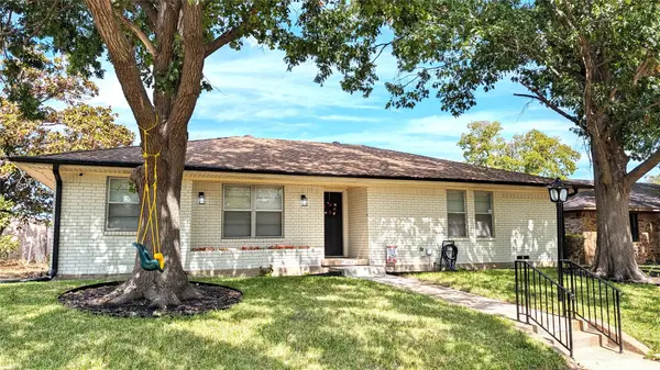 1417 Charleston Drive, Garland, TX 75041