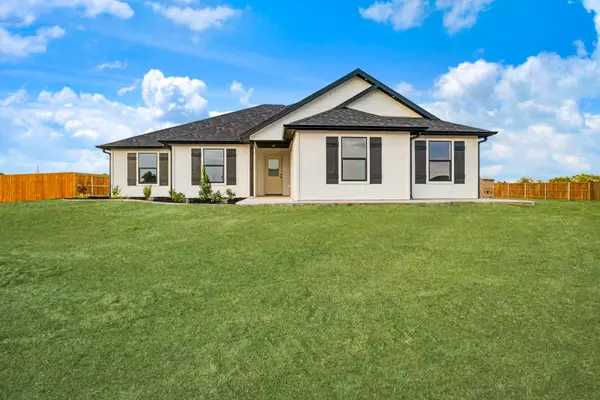 27 Private Road 33039, Brookston, TX 75421