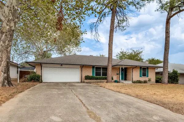 1585 E Kiest Boulevard, Dallas, TX 75216