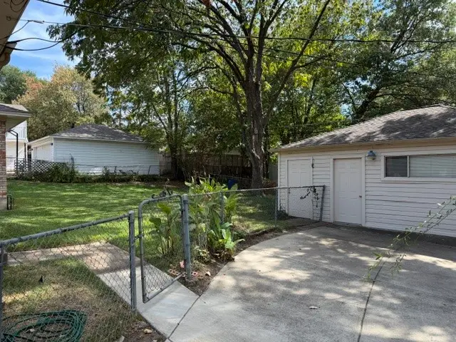 10106 Shadyview Drive, Dallas, TX 75238 - #2