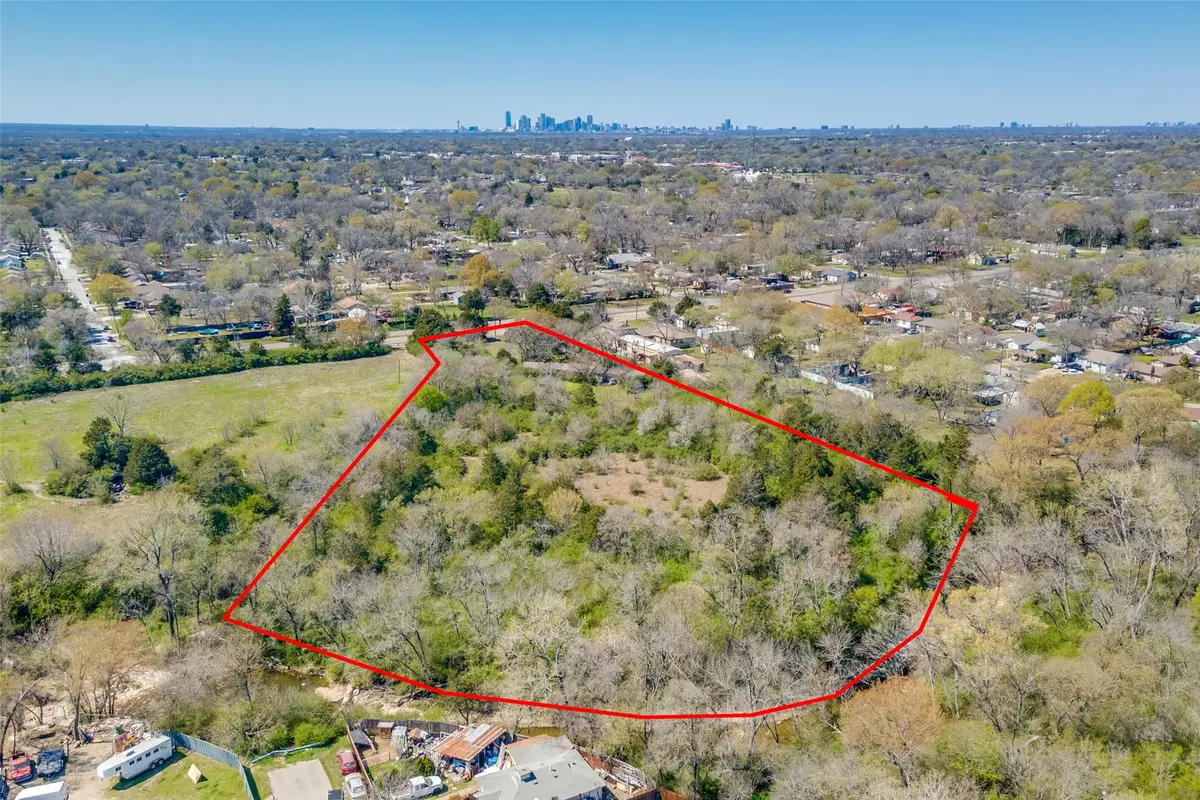 930 N Prairie Creek Road, Dallas, TX 75217 - #1