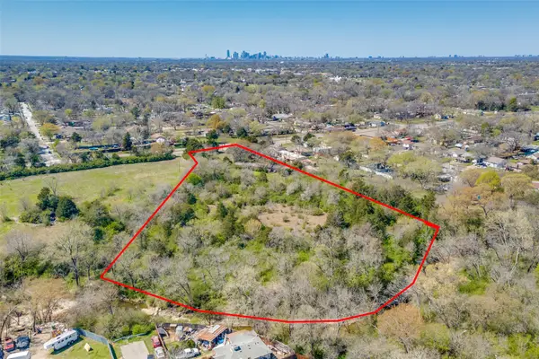 930 N Prairie Creek Road, Dallas, TX 75217