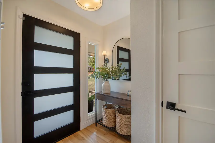 9114 Westglen Drive, Dallas, TX 75228 - #2