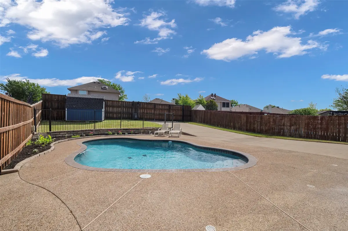 905 Elizabeth Drive, Lewisville, TX 75067 - #1