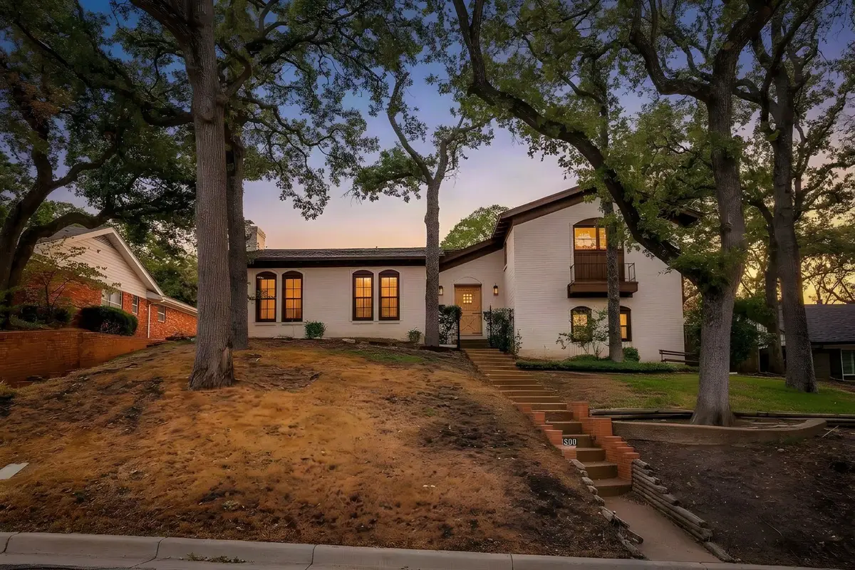 1500 Cienegas Circle, Fort Worth, TX 76112 - #1