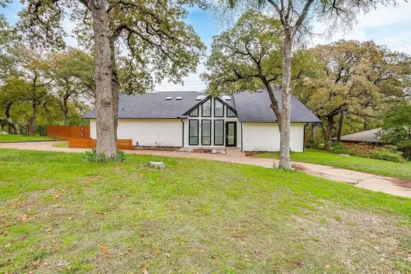 2306 Cypress Drive, Grand Prairie, TX 75050
