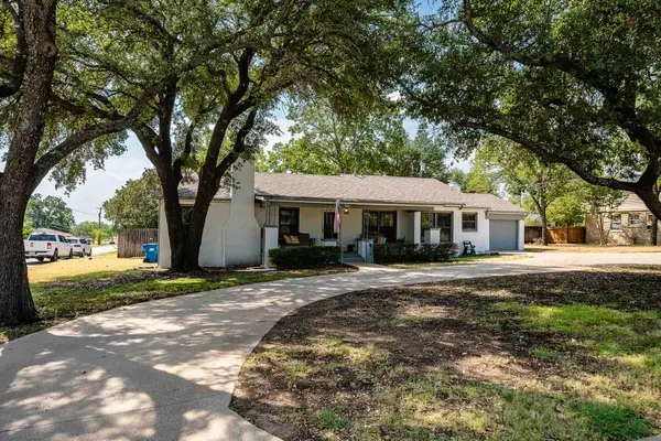 457 Breckenridge Street, Albany, TX 76430
