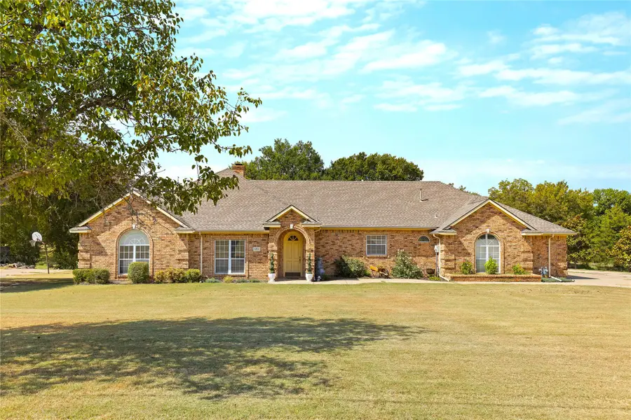 1315 Red Oak Circle, Farmersville, TX 75442 - #2