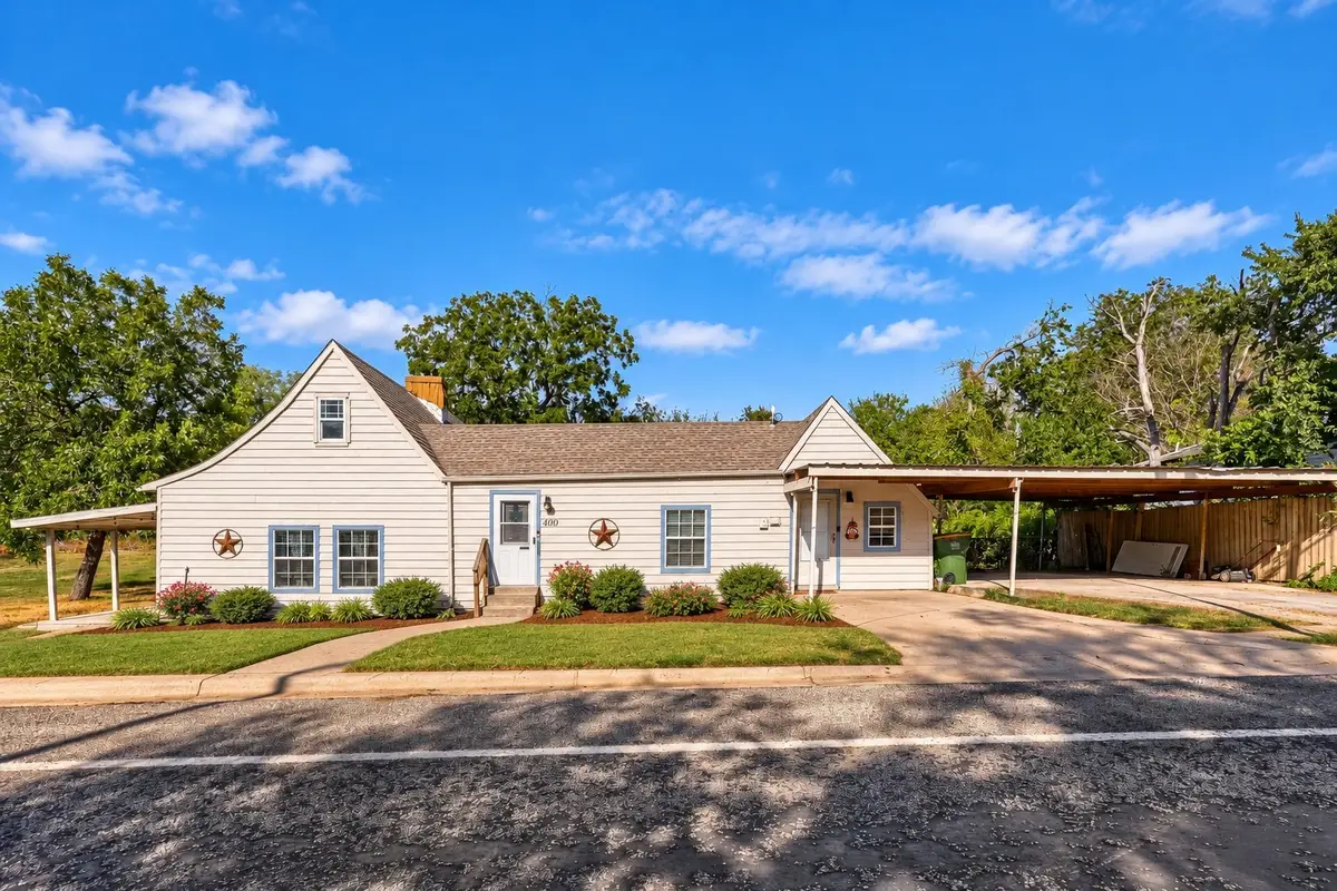 400 S 3rd Street, Grandview, TX 76050 - #1