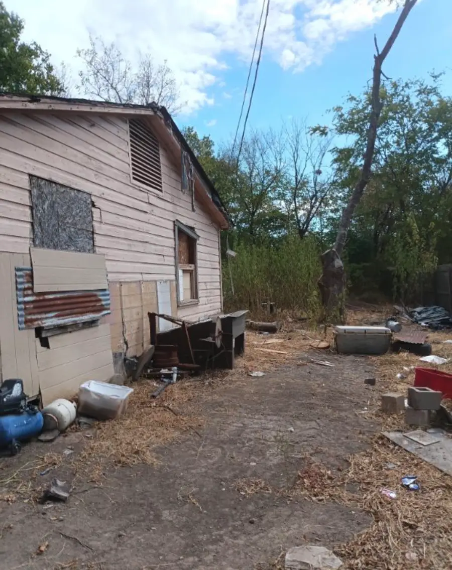 506 N 3rd Street, Talco, TX 75487 - #2