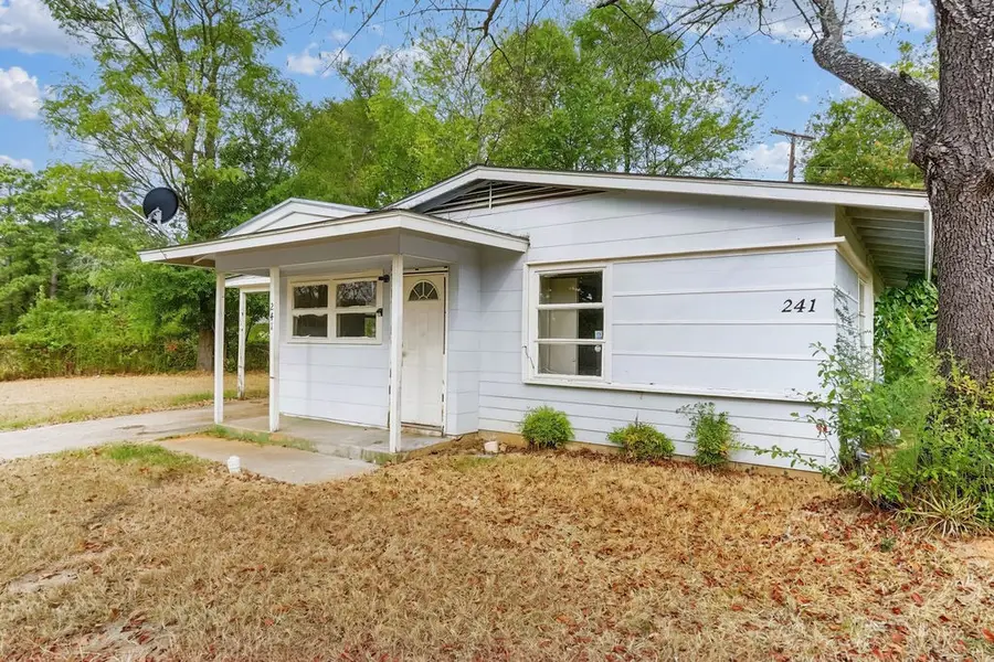 241 Byrne Avenue, Lone Star, TX 75668 - #2