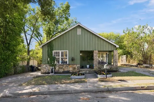 809 W Bridge Street, Weatherford, TX 76086