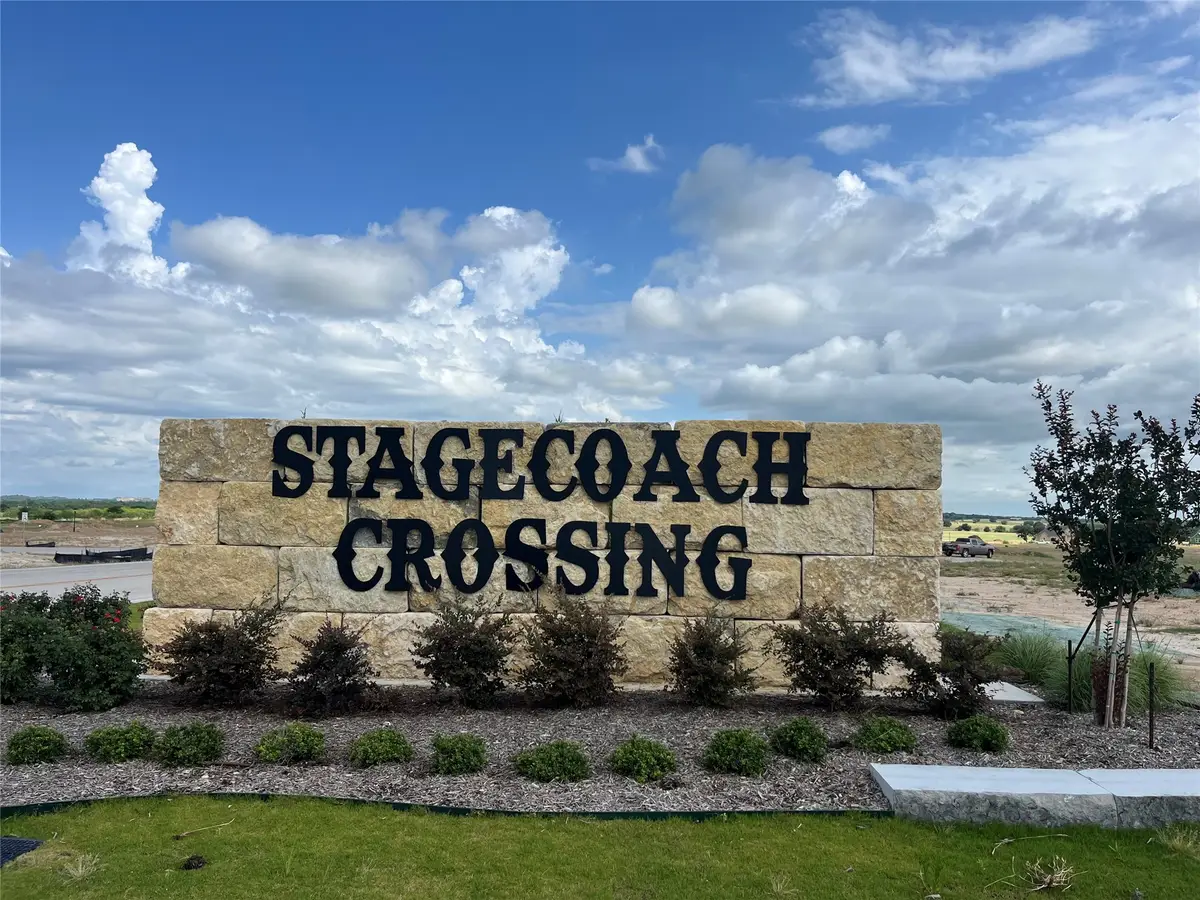 120 Black Hat Trail, Bridgeport, TX 76426 - #1
