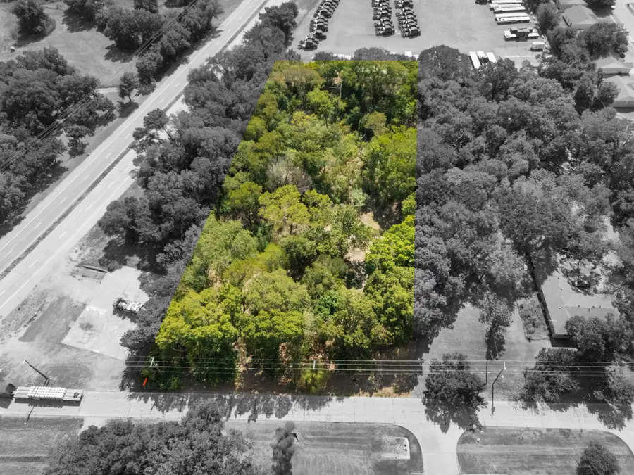 307 Arnold Street, Ennis, TX 75119 - #2