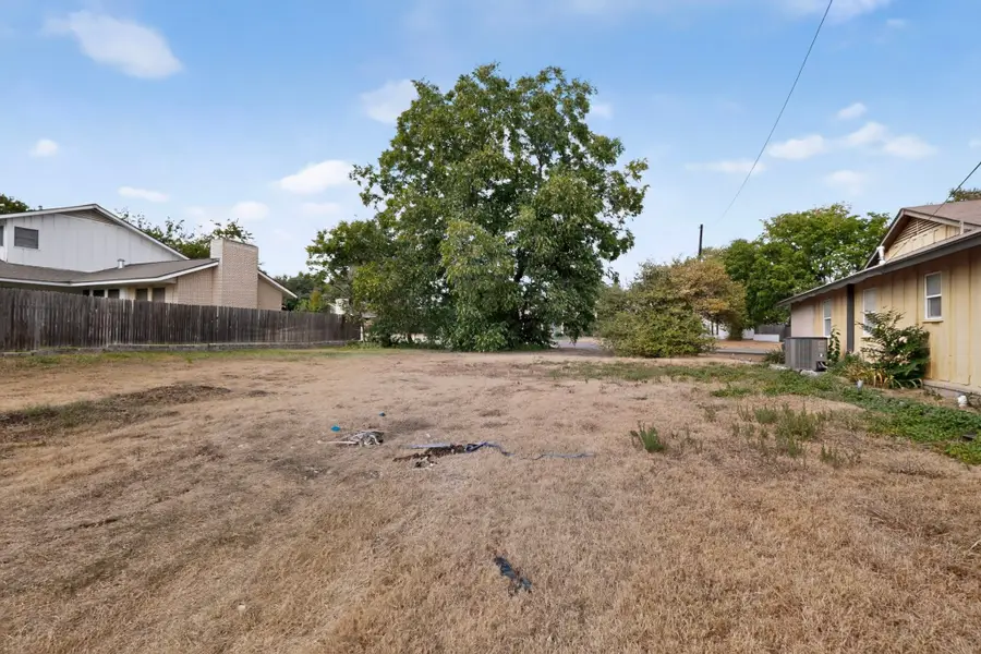 3830 Twin Falls Street, Irving, TX 75062 - #3